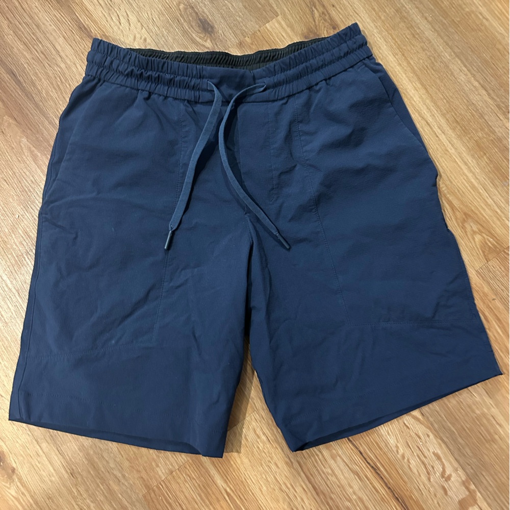 Lululemon Men's Navy Athletic Shorts